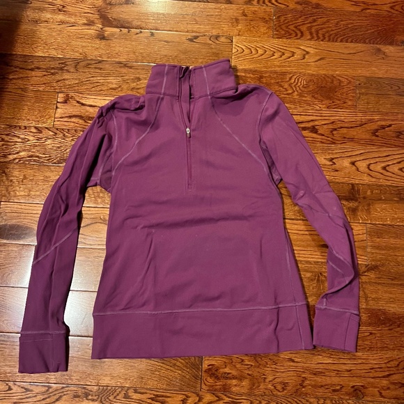 Sz 8 lululemon pullover - Picture 1 of 2